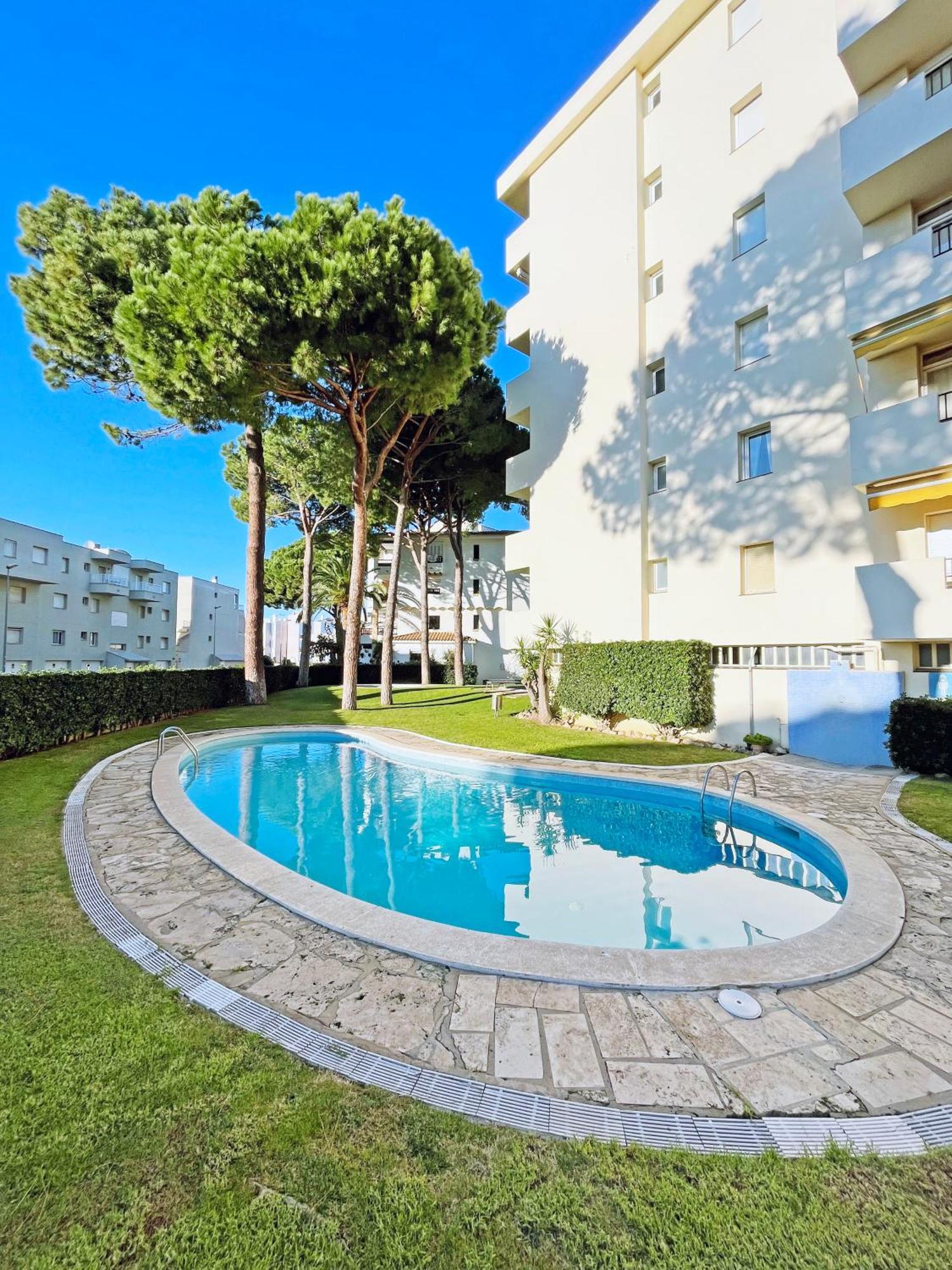 Apartamento En La Escala Con Piscina Y Parking L'Escala Exterior photo