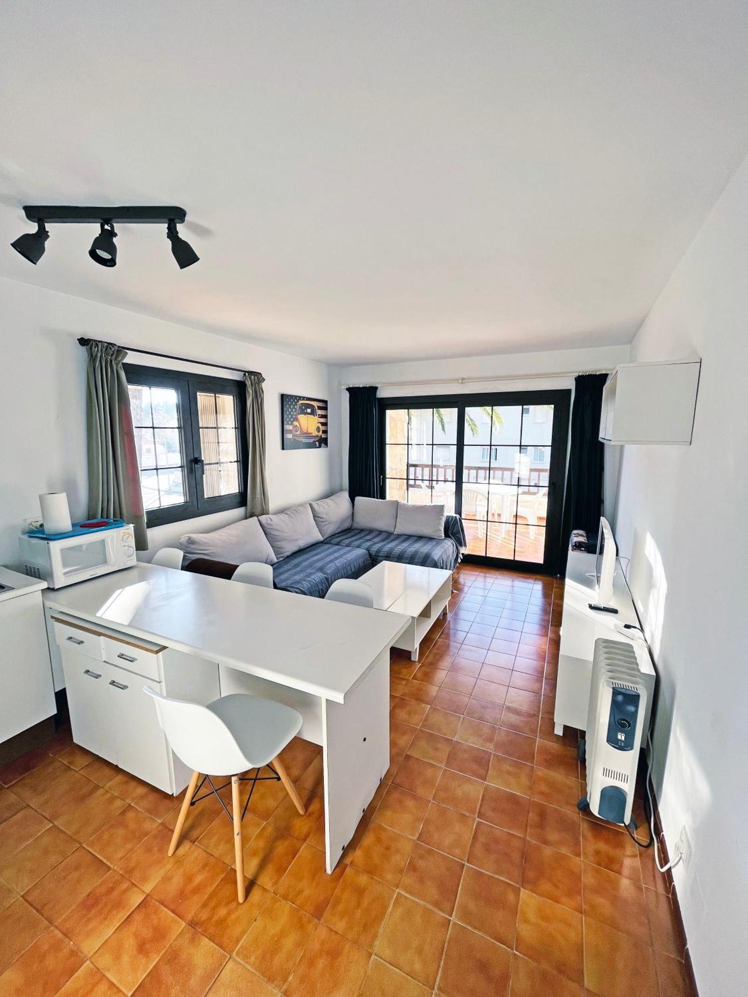 Apartamento En La Escala Con Piscina Y Parking L'Escala Exterior photo