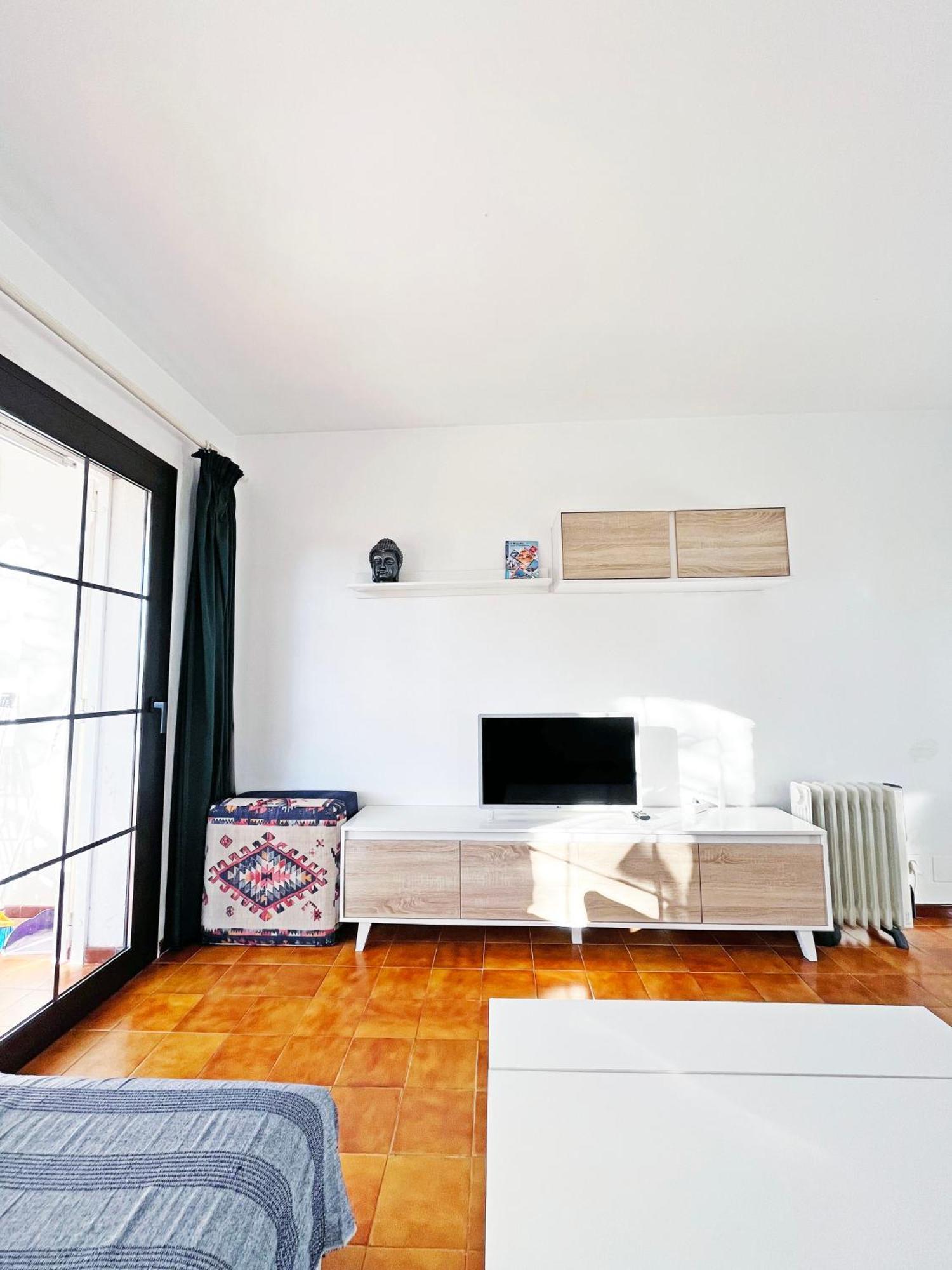 Apartamento En La Escala Con Piscina Y Parking L'Escala Exterior photo